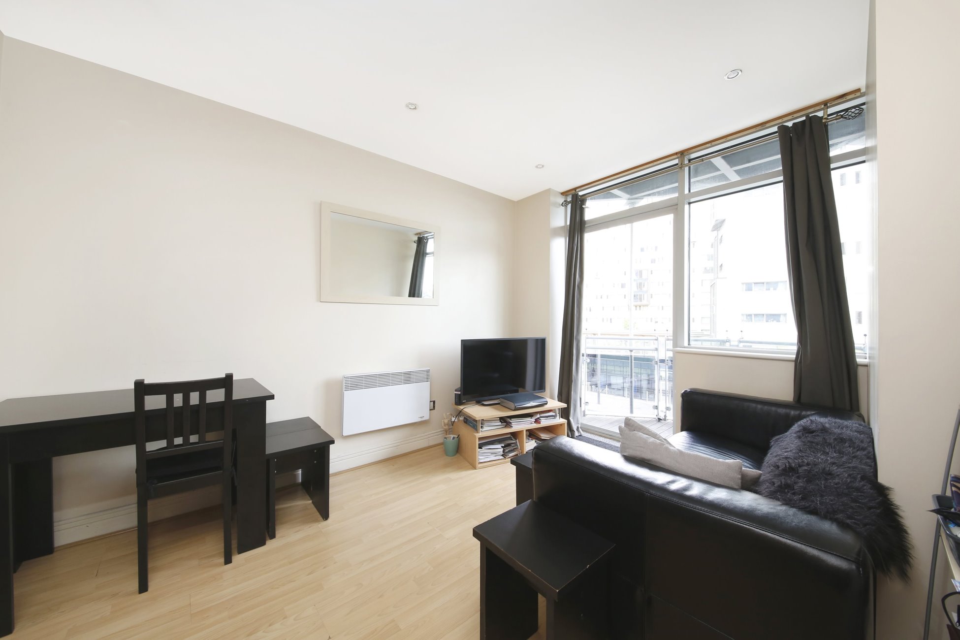 2 Bedroom Apartment In Stratford Changing Property